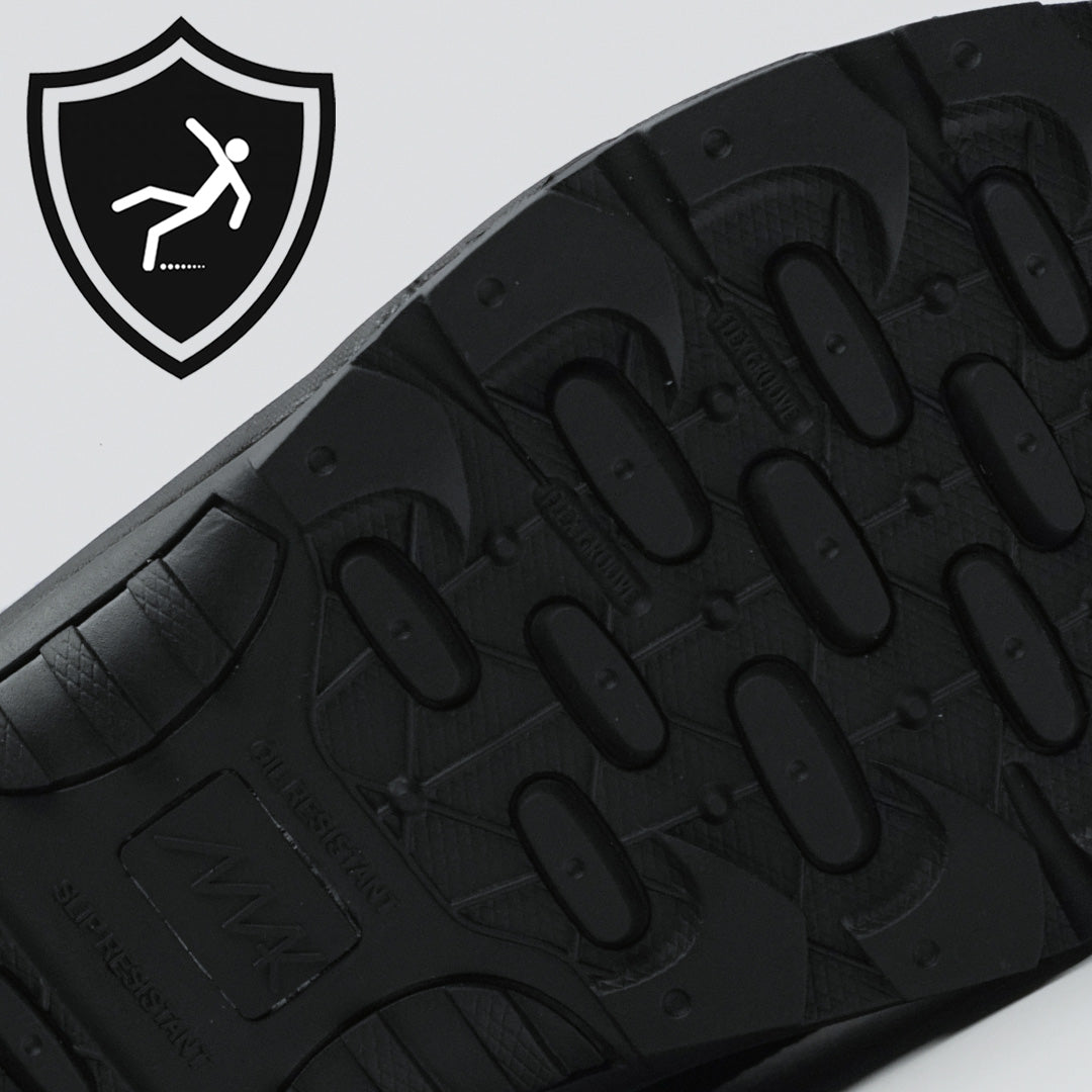Delta X Black combat boot showing sole. Slip resistant feature 